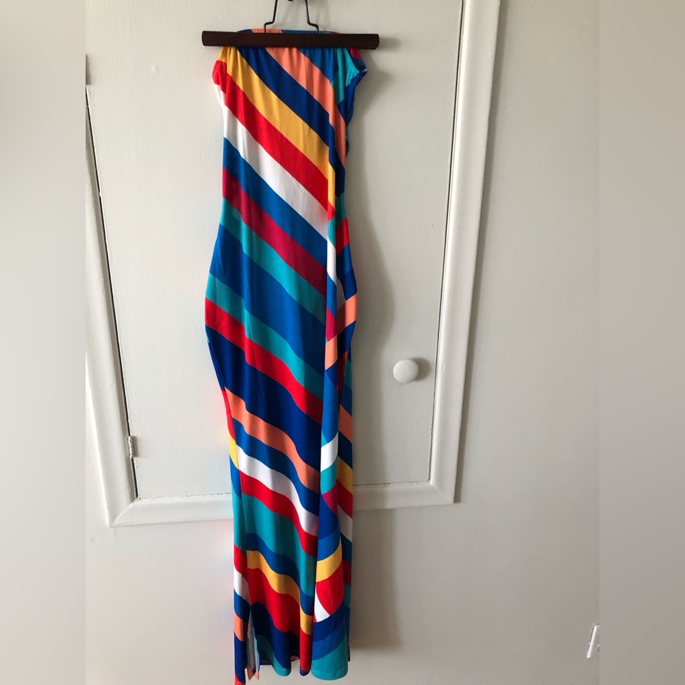 NWOT Strapless maxi dress